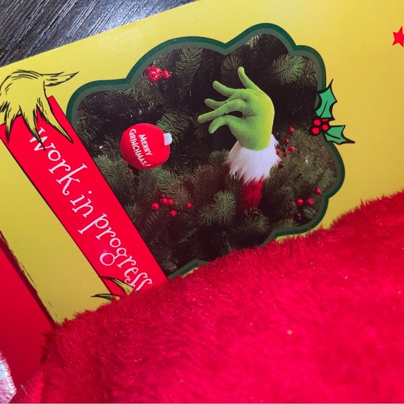 ππ MERRY GRINCHMAS GRINCH HAND TREE DECOR ππ - Picture 2 of 4
